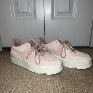 Womens Nike Air Force 1